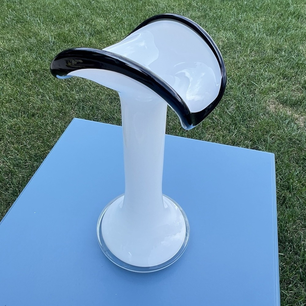 Mid-Century Modern Art Glass Vase Murano or Polish Jerzy Słuczan-Orkusz Style